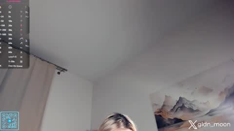 Rina online show from November 2025 07:37:01 PM