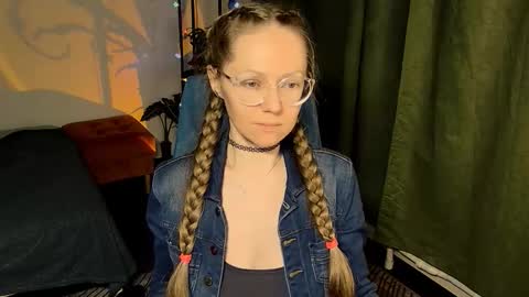 Snapshot of _goldilocks__ chatting on October 2025 04:15:02 PM _goldilocks__ online show from October 2025 04:15:02 PM