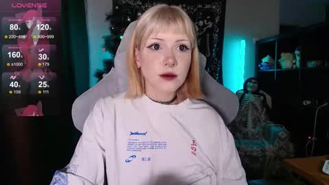 Tori online show from December 2025 08:43:01 AM