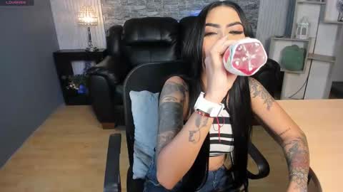 Snapshot of _hanna_miller__ chatting on February 2026 08:17:02 PM Hanna online show from February 2026 08:17:02 PM