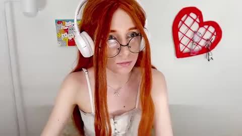 Snapshot of _hanna_moon_ chatting on July 2026 01:34:02 PM Hannaolotl online show from July 2026 01:34:02 PM