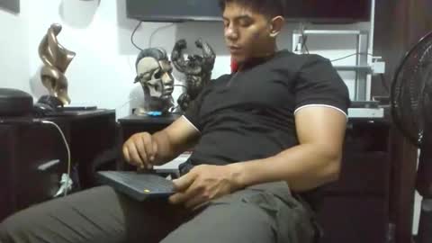 Heracles online show from February 2026 05:44:02 PM