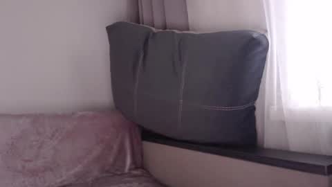 Snapshot of _hidden_frommymoom_ chatting on March 2026 06:17:02 AM Criss4u online show from March 2026 06:17:02 AM