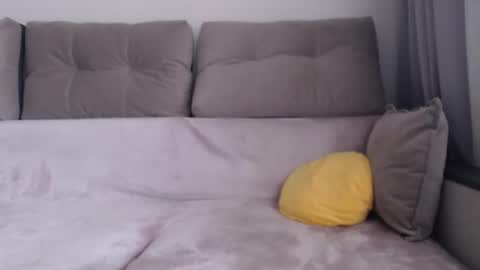 Snapshot of _hidden_frommymoom_ chatting on April 2026 06:33:01 AM Criss4u online show from April 2026 06:33:01 AM