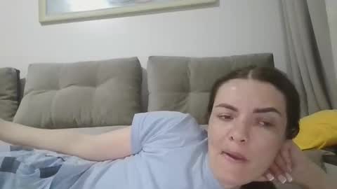 Snapshot of _hidden_frommymoom_ chatting on April 2026 06:24:02 PM Criss4u online show from April 2026 06:24:02 PM