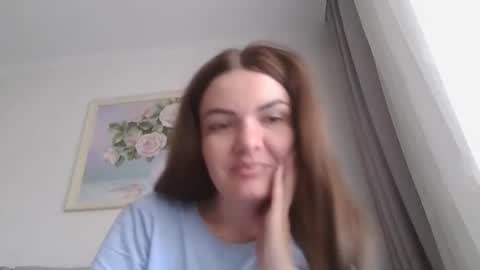 Snapshot of _hidden_frommymoom_ chatting on April 2026 06:29:02 AM Criss4u online show from April 2026 06:29:02 AM