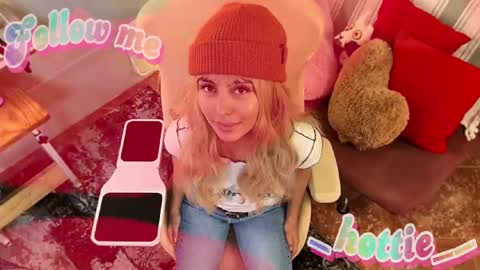 _hottie__ online show from February 2025 11:36:02 PM