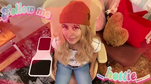 _hottie__ online show from February 2025 02:39:01 AM