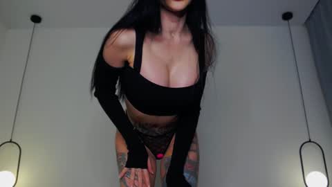 Snapshot of _iammary chatting on December 2024 03:55:01 PM Mary online show from December 2024 03:55:01 PM