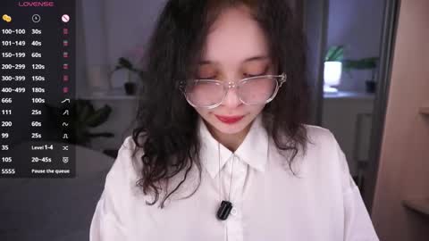 Emily online show from April 2026 05:10:01 PM