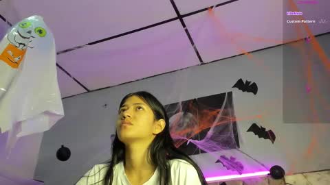 Jasmine online show from October 2025 12:06:01 PM