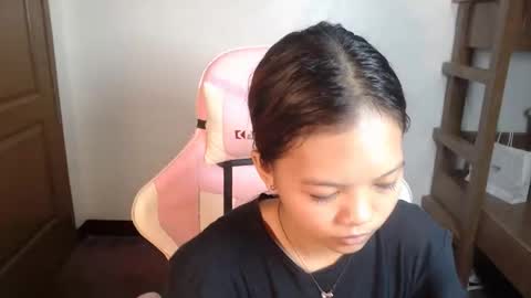 Snapshot of _jennn chatting on May 2026 04:56:02 PM Jen online show from May 2026 04:56:02 PM