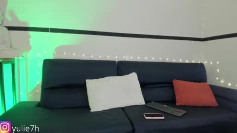  ...  online show from February 2025 07:30:02 PM