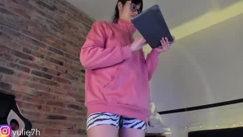  ...  online show from March 2025 07:42:02 PM