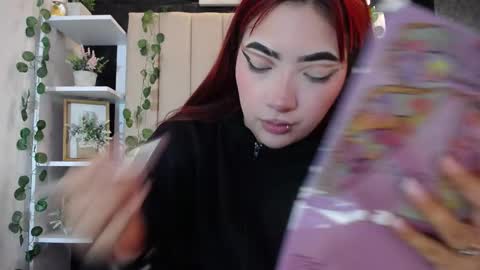 Snapshot of _johana18 chatting on February 2025 01:25:02 PM Mia online show from February 2025 01:25:02 PM