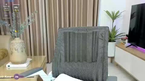 _joliie_ online show from September 2025 12:12:01 AM