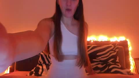 Snapshot of _just_a_simple_girl chatting on December 2024 11:45:02 AM _just_a_simple_girl online show from December 2024 11:45:02 AM