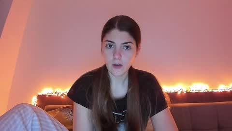 Snapshot of _just_a_simple_girl chatting on January 2025 10:05:01 AM _just_a_simple_girl online show from January 2025 10:05:01 AM
