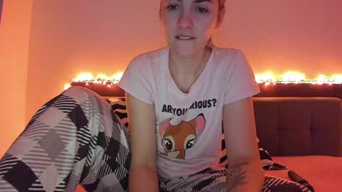 Snapshot of _just_a_simple_girl chatting on January 2025 10:25:02 AM _just_a_simple_girl online show from January 2025 10:25:02 AM