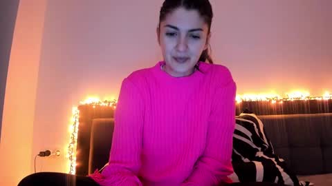 Snapshot of _just_a_simple_girl chatting on January 2025 12:29:01 PM _just_a_simple_girl online show from January 2025 12:29:01 PM