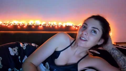 Snapshot of _just_a_simple_girl chatting on February 2025 07:27:01 PM _just_a_simple_girl online show from February 2025 07:27:01 PM