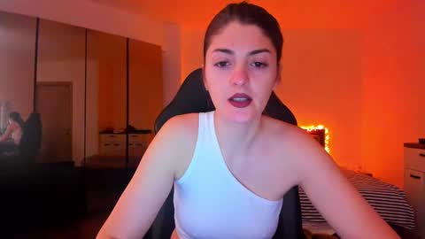 Snapshot of _just_a_simple_girl chatting on February 2025 11:31:01 AM _just_a_simple_girl online show from February 2025 11:31:01 AM