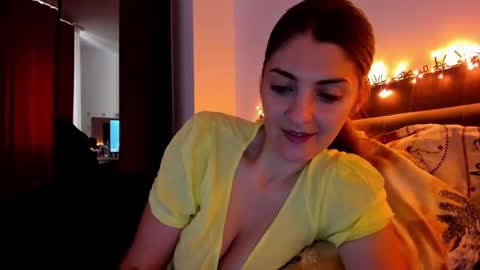 Snapshot of _just_a_simple_girl chatting on September 2025 10:41:01 AM _just_a_simple_girl online show from September 2025 10:41:01 AM