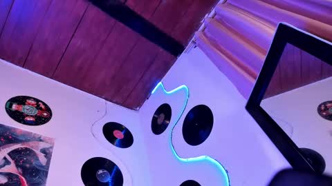 _karine01 online show from March 2025 07:49:02 AM