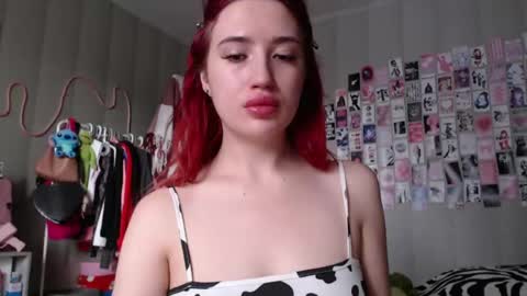 Snapshot of _katemiller_ chatting on May 2026 03:44:01 AM katemiller online show from May 2026 03:44:01 AM