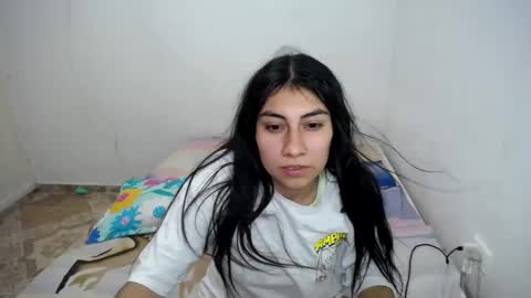 Snapshot of _katerin_love chatting on December 2024 12:52:01 AM kateryn online show from December 2024 12:52:01 AM