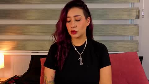 kelly online show from November 2025 01:11:01 PM