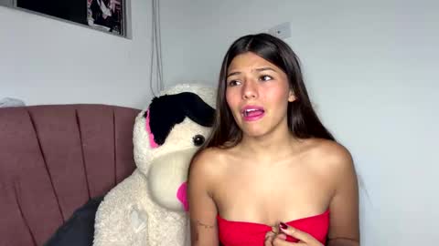 khloe sweet online show from September 2025 11:59:02 PM