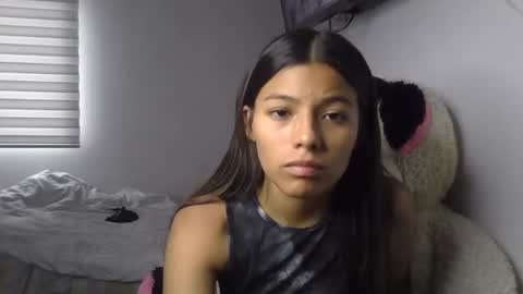 khloe sweet online show from April 2026 09:01:02 PM