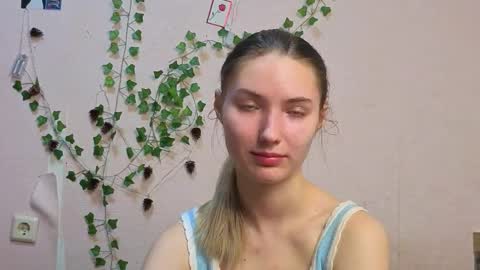 _kikiclark_ online show from March 2026 08:55:01 PM