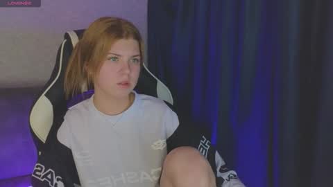 Molly   Emily online show from October 2025 03:34:01 PM