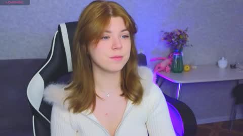 Molly   Emily online show from November 2025 02:50:02 PM