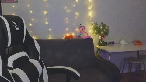 Molly   Emily online show from February 2026 01:20:01 AM