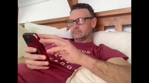 Kiwi online show from September 2025 10:20:01 PM