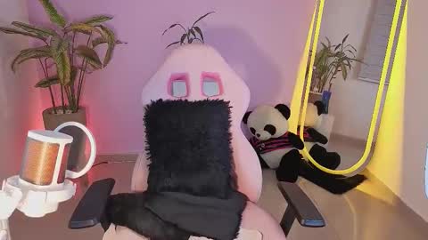 Kylie online show from September 2025 11:40:02 PM