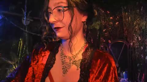 Lady Luna online show from February 2026 11:12:02 PM