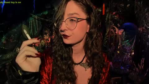 Snapshot of _lady_luna_ chatting on May 2026 11:21:02 PM Lady Luna online show from May 2026 11:21:02 PM