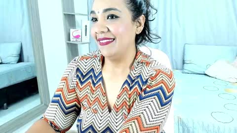 Snapshot of _lakshmi_hotx chatting on December 2024 03:25:02 PM NAILHA SAJANI online show from December 2024 03:25:02 PM