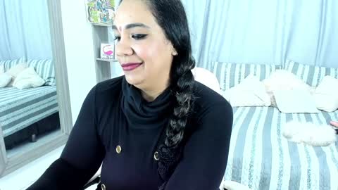 Snapshot of _lakshmi_hotx chatting on December 2024 03:32:01 PM NAILHA SAJANI online show from December 2024 03:32:01 PM