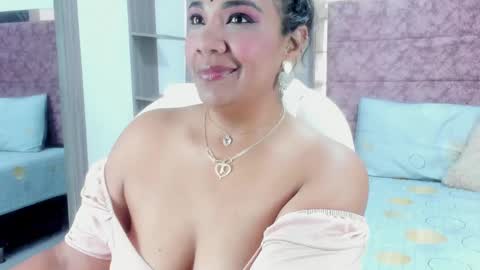 Snapshot of _lakshmi_hotx chatting on February 2025 01:09:02 PM NAILHA SAJANI online show from February 2025 01:09:02 PM