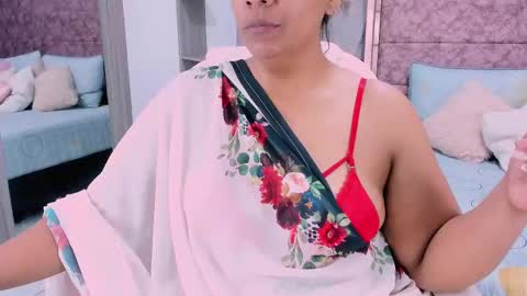 Snapshot of _lakshmi_hotx chatting on February 2025 12:05:02 PM NAILHA SAJANI online show from February 2025 12:05:02 PM