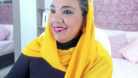 Snapshot of _lakshmi_hotx chatting on February 2025 03:08:01 PM NAILHA SAJANI online show from February 2025 03:08:01 PM