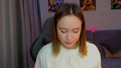 _lalune_ online show from March 2025 03:22:01 AM