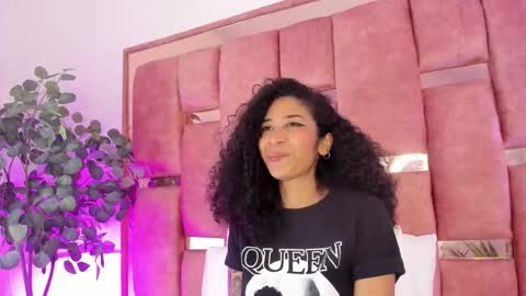 Lanna  online show from February 2026 03:12:01 PM