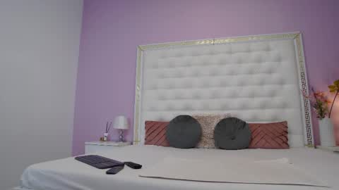 Lena Paul online show from December 2025 04:54:01 AM