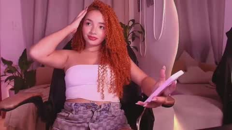 Snapshot of _lindapink_ chatting on February 2026 01:35:02 AM linda online show from February 2026 01:35:02 AM